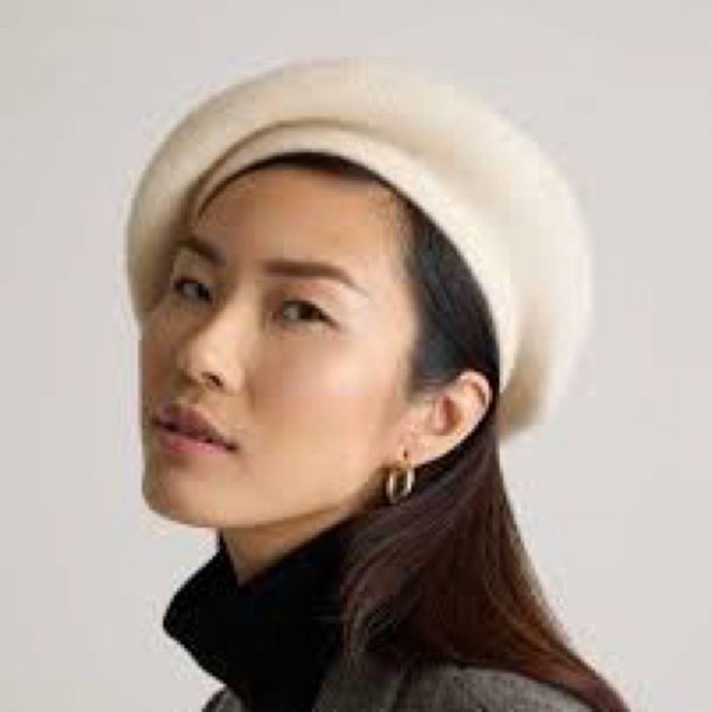 Quince Elegant Cream/White Beret